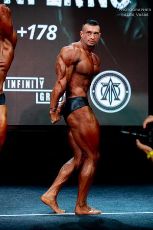 CLASSIC PHYSIQUE +178